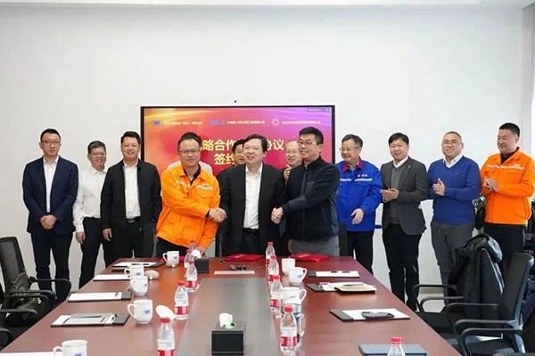 澳门太阳集团6138与上海成套、双良新能科技达成战略合作